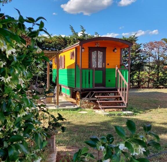 ベッドアンドブレックファースト Gites Et Roulottes Du Grand Puits