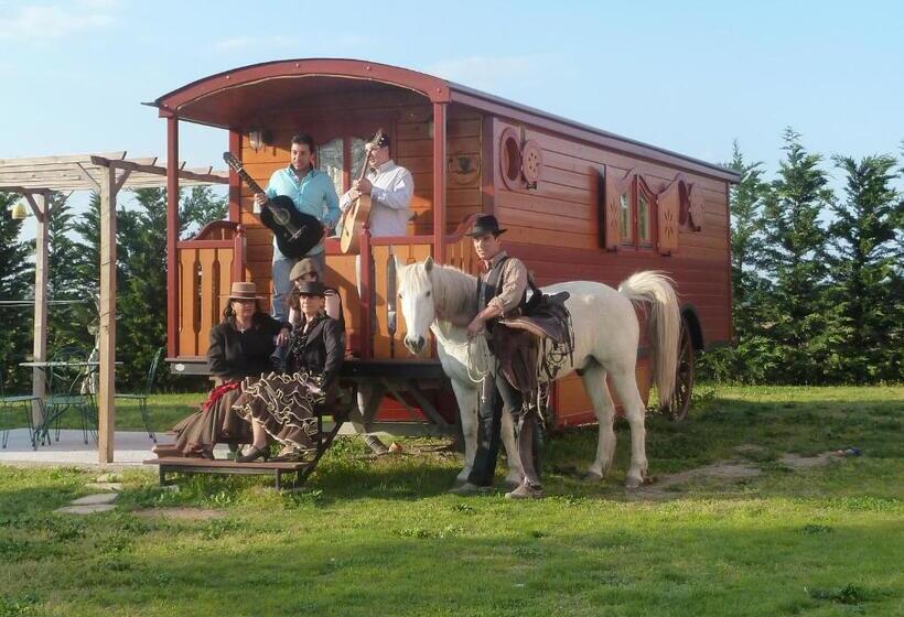 ベッドアンドブレックファースト Gites Et Roulottes Du Grand Puits