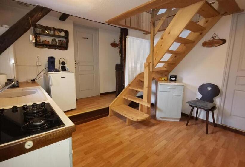 مبيت وإفطار Gîte La Charmaie