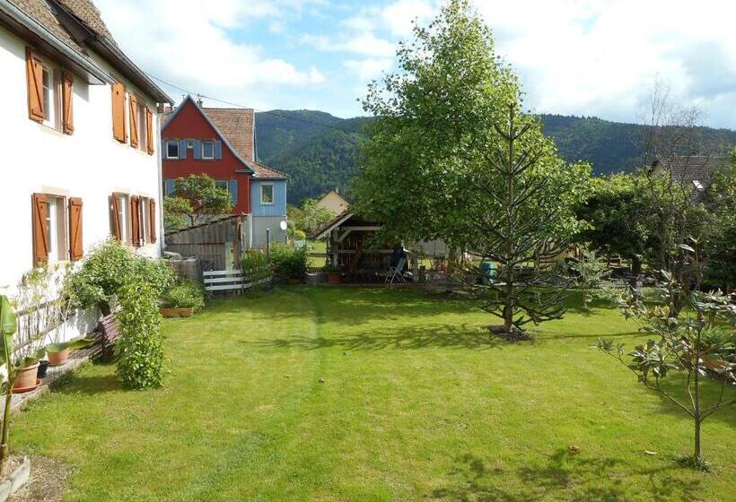 مبيت وإفطار Gîte La Charmaie