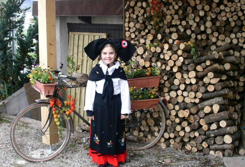 مبيت وإفطار Gîte La Charmaie