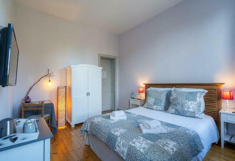 住宿加早餐  H De Surgères