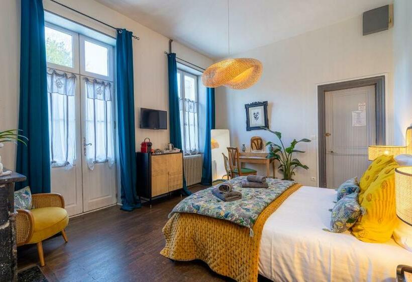 住宿加早餐  H De Surgères