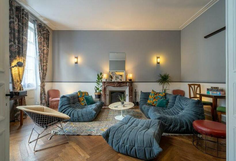 住宿加早餐  H De Surgères