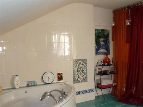 Bed and Breakfast La Chandanielerie