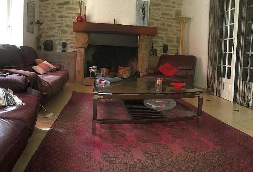 ベッドアンドブレックファースト La Cigaline