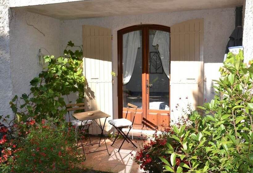 צימר La Devinière