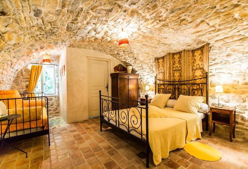 مبيت وإفطار La Flor Azul