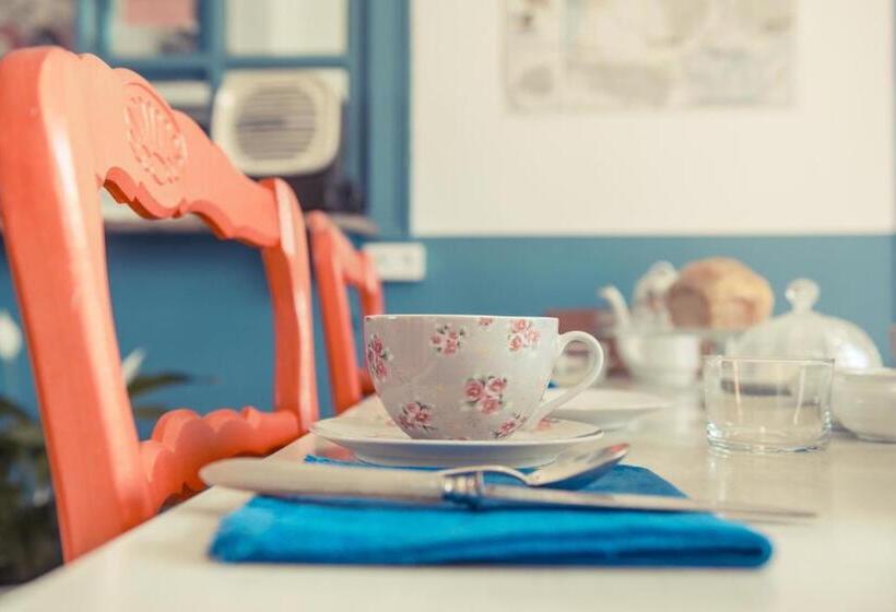 ベッドアンドブレックファースト La Gare De Millas Chambres D'hôtes