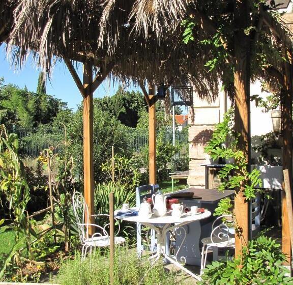 ベッドアンドブレックファースト La Gare De Millas Chambres D'hôtes