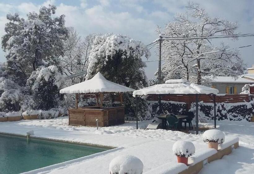 ベッドアンドブレックファースト La Maison De Jenny