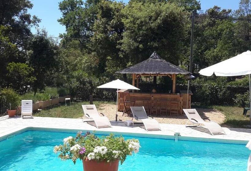 ベッドアンドブレックファースト La Maison De Jenny