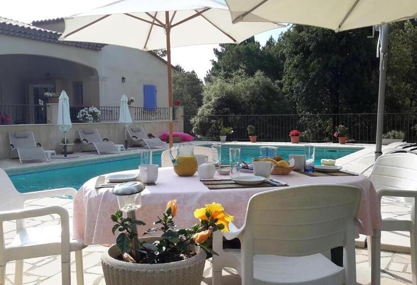 ベッドアンドブレックファースト La Maison De Jenny