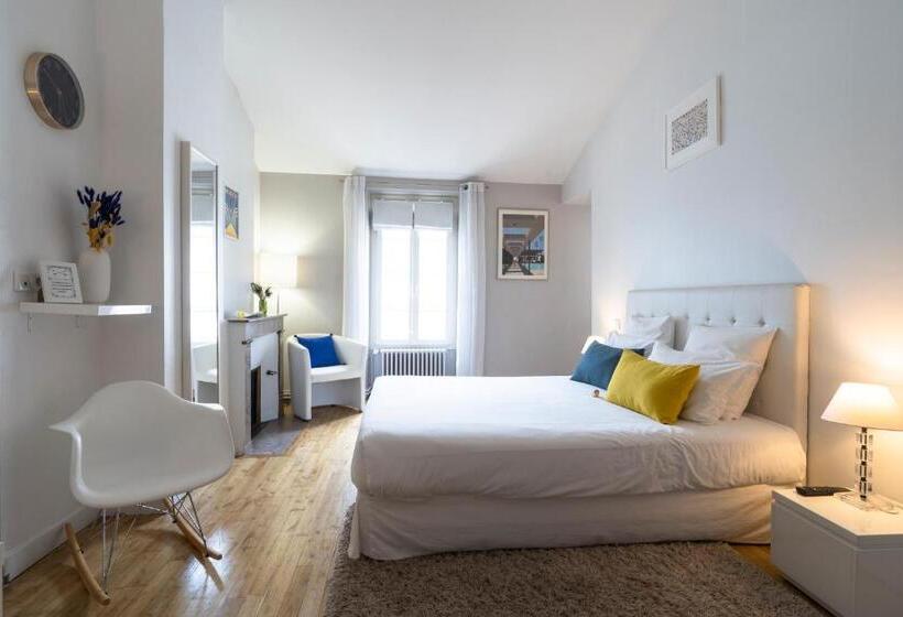 مبيت وإفطار La Maison De Marc