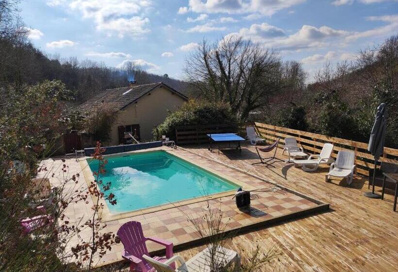 مبيت وإفطار La Maison De Tari