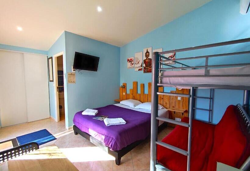 مبيت وإفطار La Maison De Tari