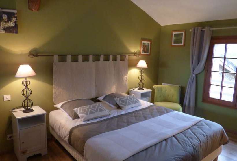 تختخواب و صبحانه La Romantique