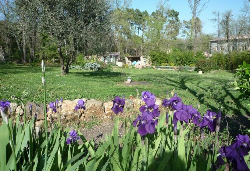 مبيت وإفطار La Rose Des Vents