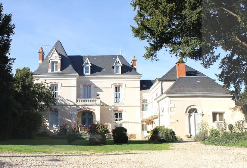 مبيت وإفطار La Roseraie