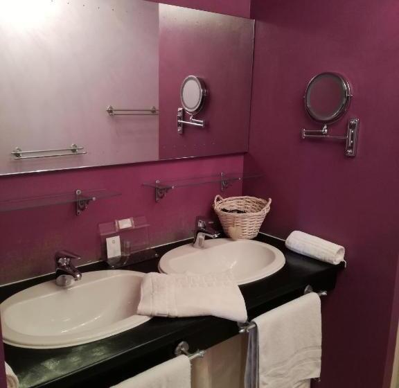 مبيت وإفطار La Trainelière