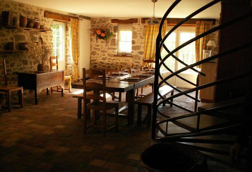 مبيت وإفطار La Trainelière