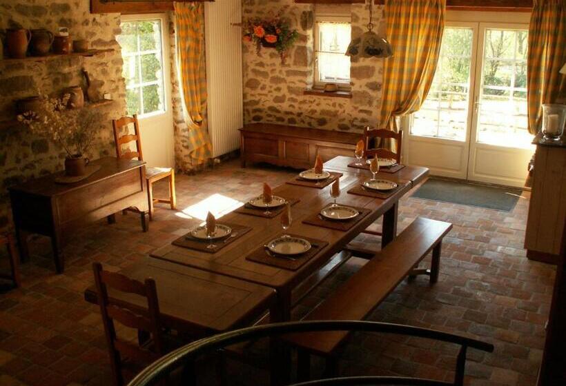 مبيت وإفطار La Trainelière