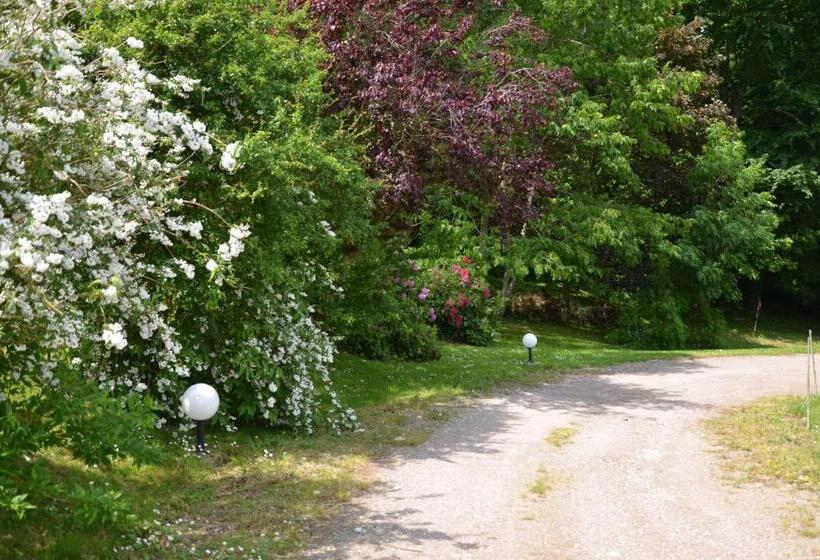 مبيت وإفطار La Villa Antalya