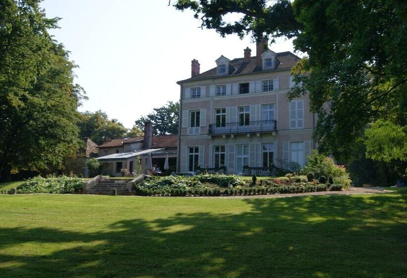 민박 Le Château De La Vierge