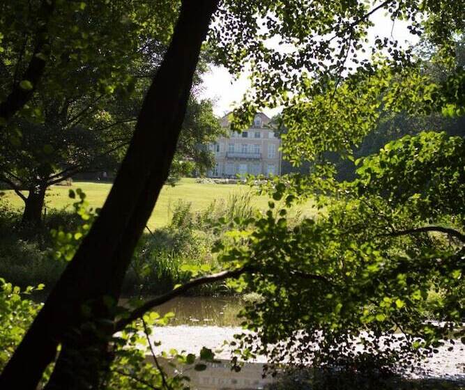 민박 Le Château De La Vierge