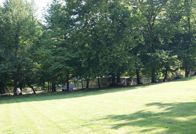 민박 Le Château De La Vierge