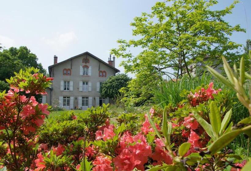 ベッドアンドブレックファースト Le Clos De La Muse