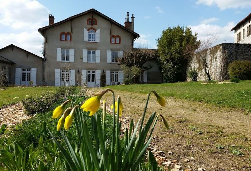 ベッドアンドブレックファースト Le Clos De La Muse