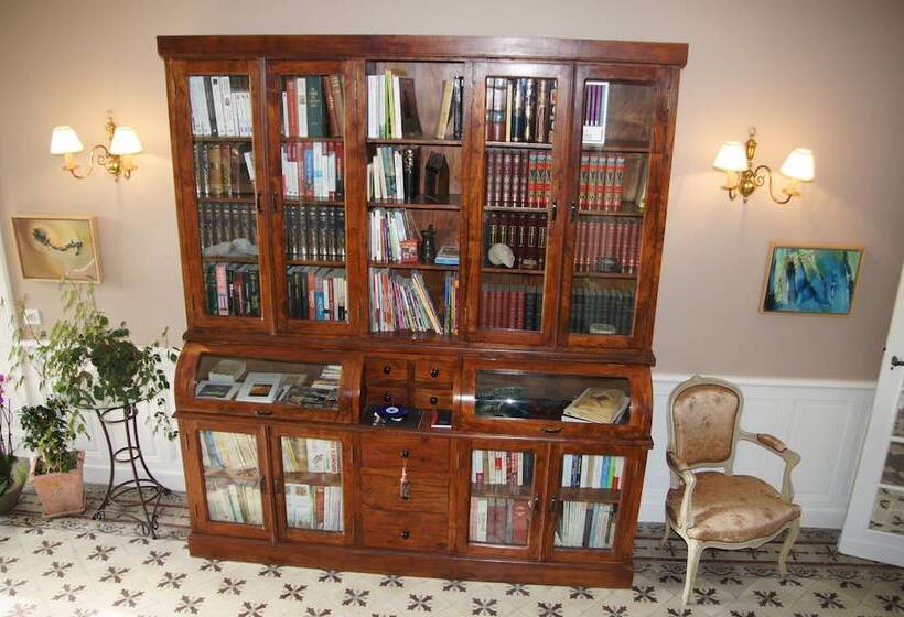 ベッドアンドブレックファースト Le Clos De La Muse