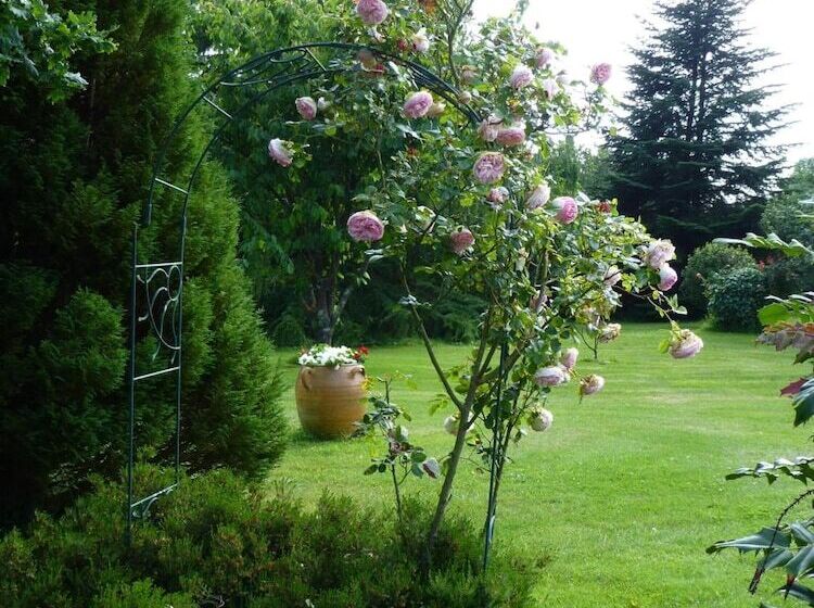 צימר Le Clos Du Pont Martin