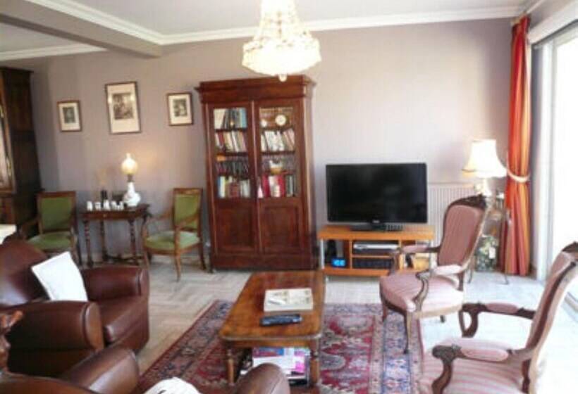 צימר Le Clos Du Pont Martin