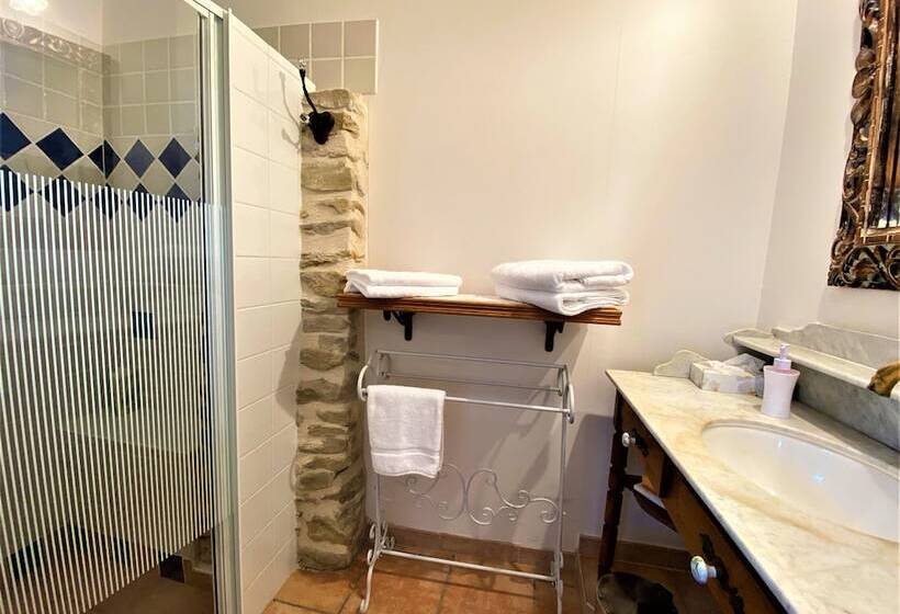 ベッドアンドブレックファースト Le Mas Carré