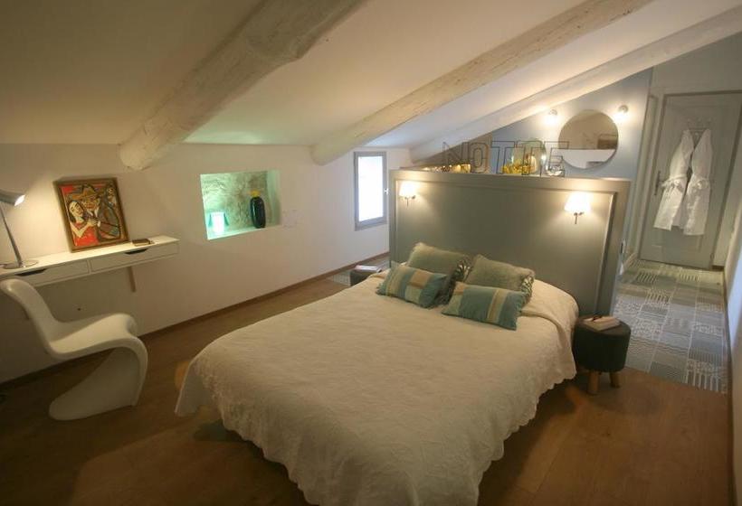 ベッドアンドブレックファースト Le Mas Des Lônes