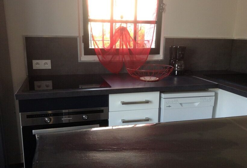 مبيت وإفطار Chambres D Hôtes Le Mas Du Bijou Bleu