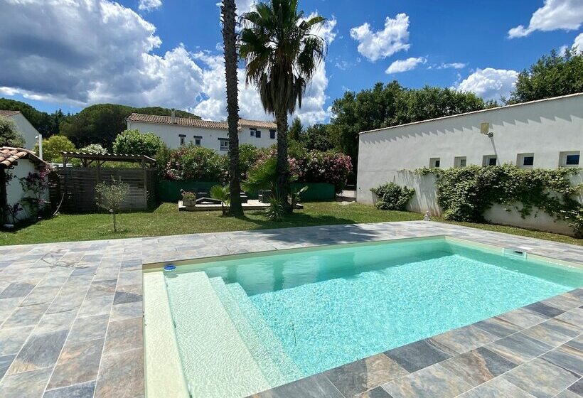 مبيت وإفطار Chambres D Hôtes Le Mas Du Bijou Bleu