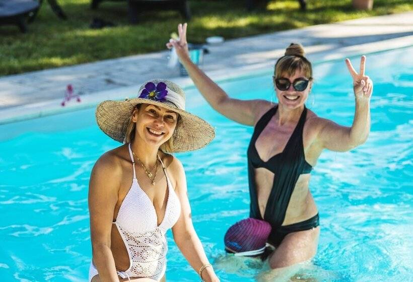 ベッドアンドブレックファースト Le Petit Domaine De Bois Avril