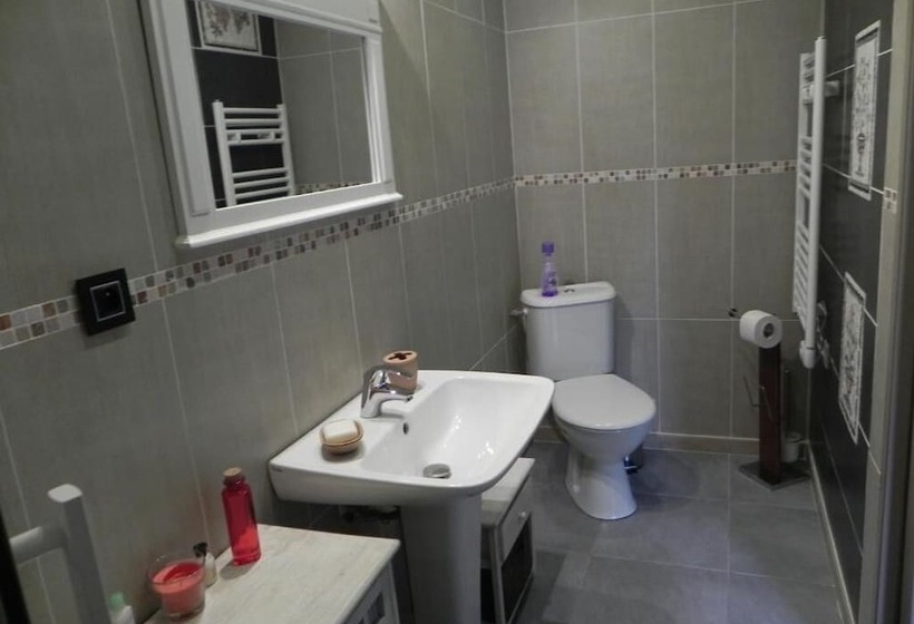 مبيت وإفطار Le Petit Domaine De Bois Avril