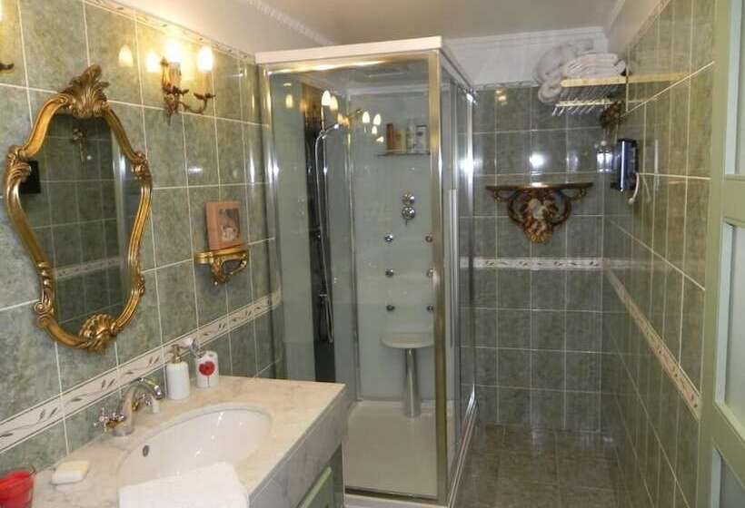 ベッドアンドブレックファースト Le Petit Domaine De Bois Avril