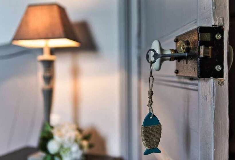 צימר Le Petit Manoir De Kériolet