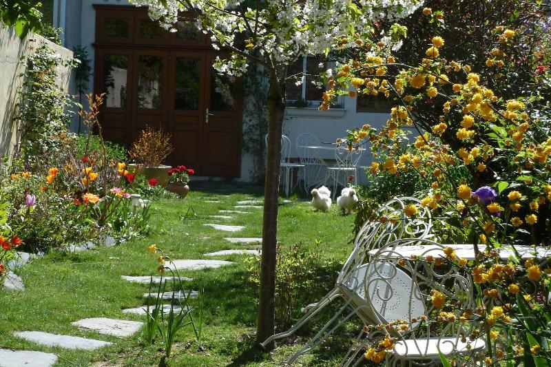 ベッドアンドブレックファースト Le Petit Quernon