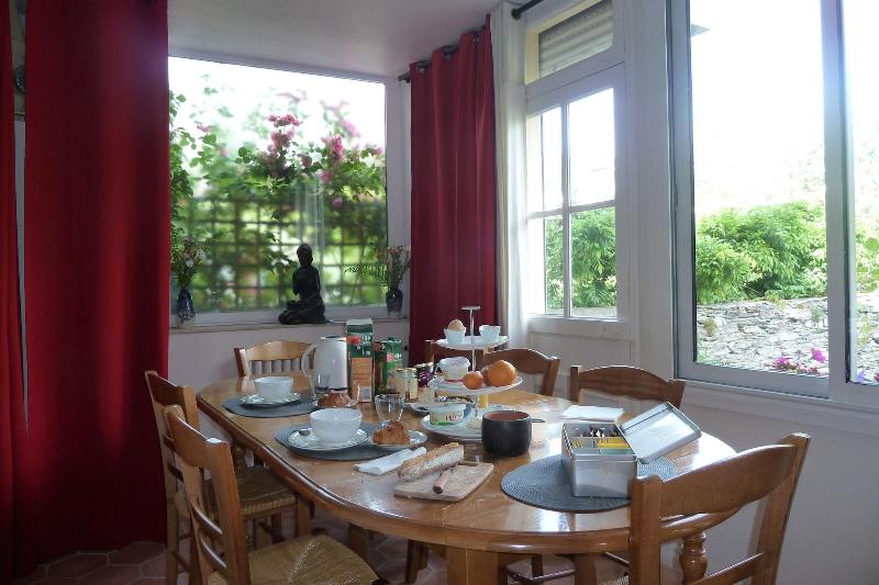 ベッドアンドブレックファースト Le Petit Quernon