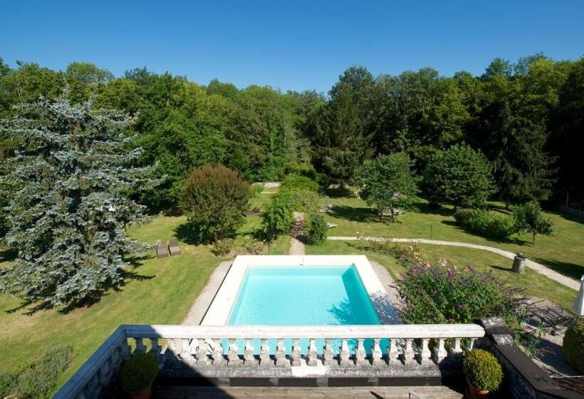 ベッドアンドブレックファースト Le Prieuré