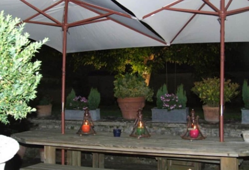 Bed and Breakfast Les Glycines