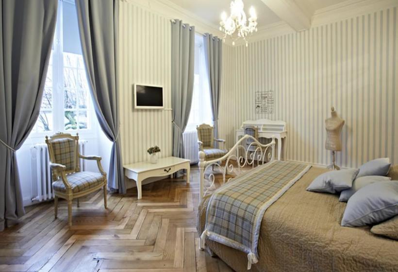 住宿加早餐  Maison D Hôtes Les Jardins De Mazamet