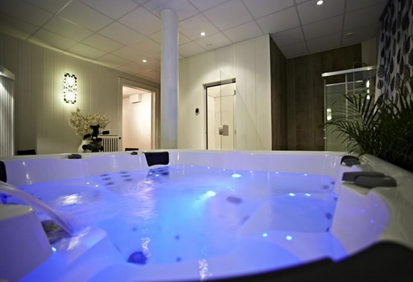 住宿加早餐  Maison D Hôtes Les Jardins De Mazamet