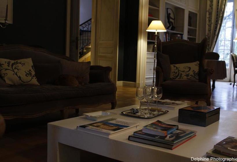 住宿加早餐  Maison D Hôtes Les Jardins De Mazamet